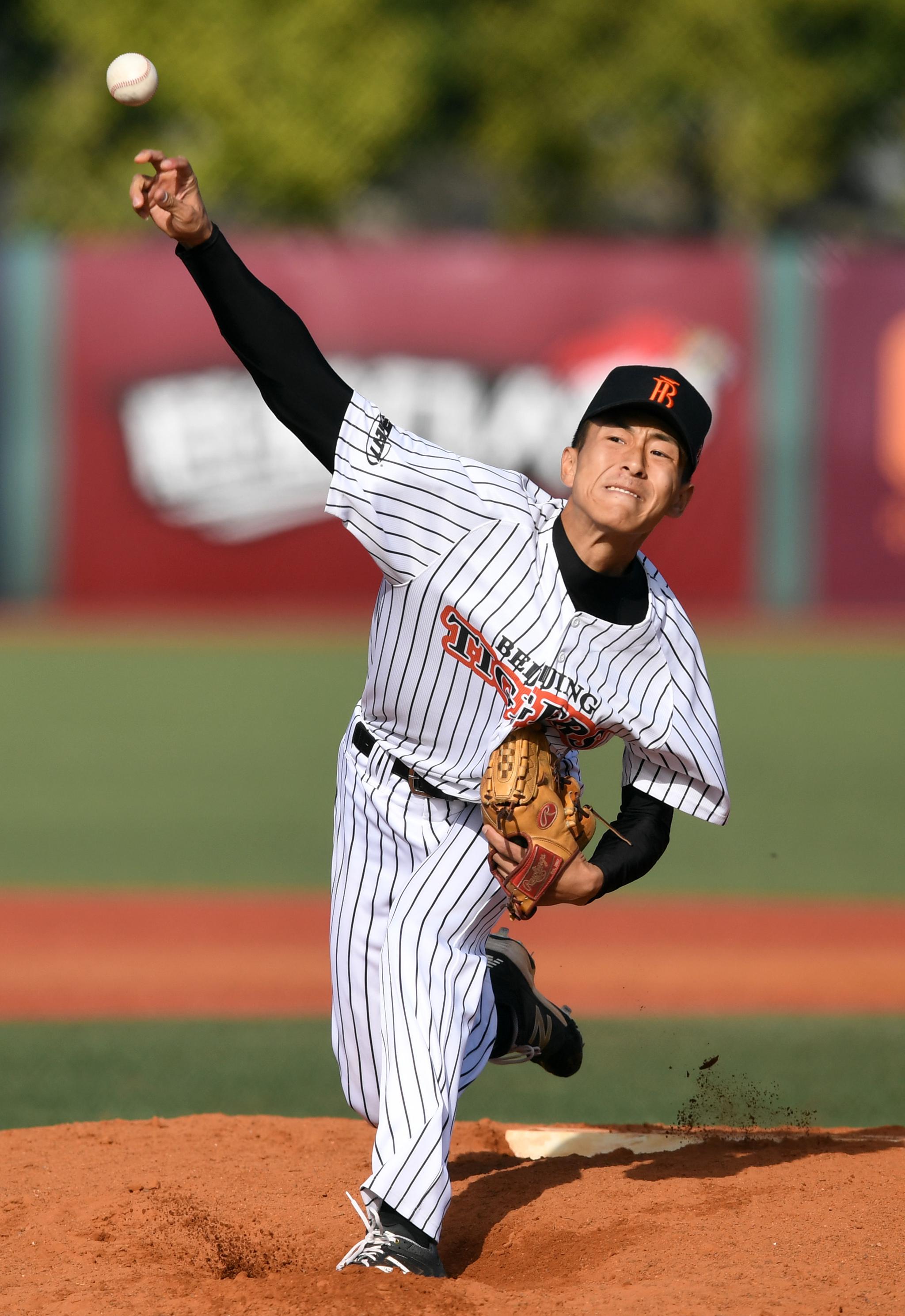 开云体育中国-棒球球员突破自我，表现堪称完美