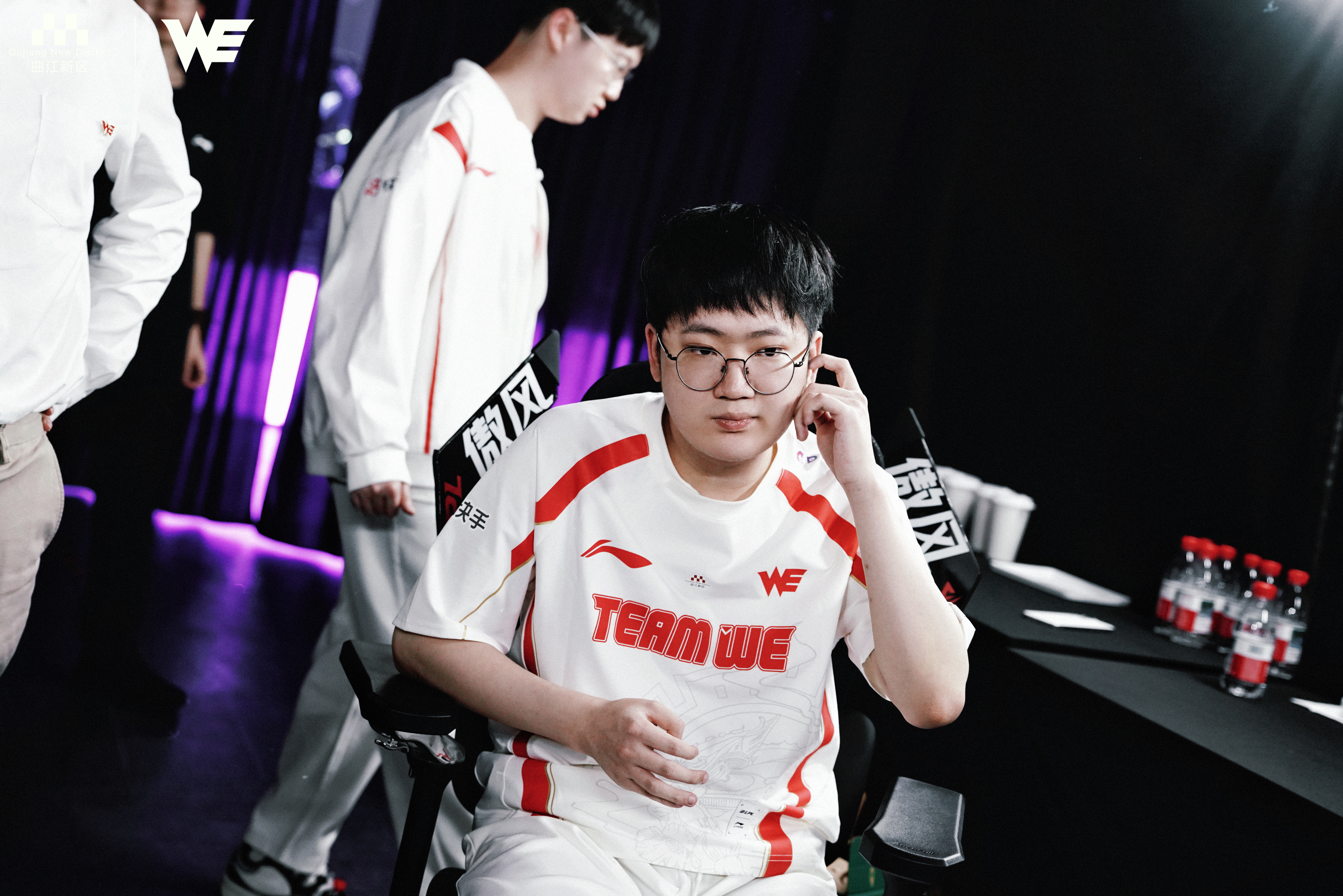 开云体育app-LPL选手爆冷获胜，专家预测失准