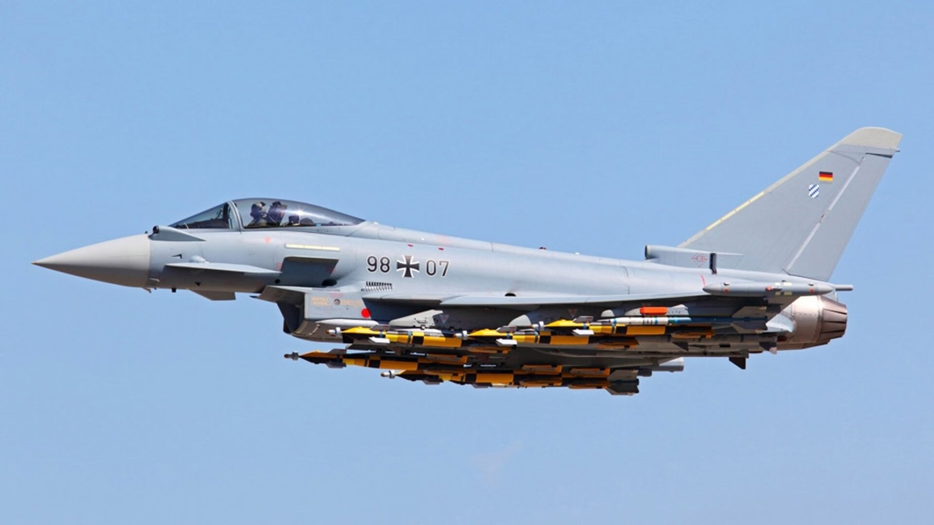 开云体育APP下载-窒息时刻的三次心跳，卡塔尔与芬兰决战中的久保建英定律